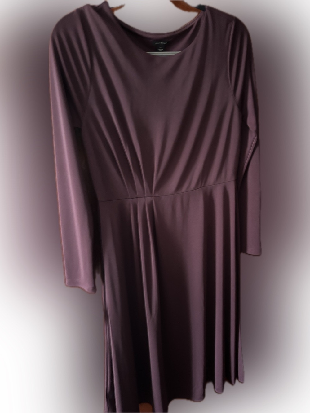 Sophisticated Ann Taylor Long Sleeve Midi Dress in Purple Size 6 Like New